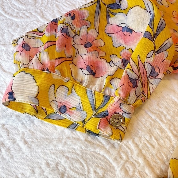 Tommy Hilfiger Pin Tuck Yellow Floral Blouse - Medium - Picture 9 of 16